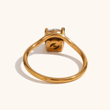 Load image into Gallery viewer, Simple Ring
