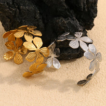 Load image into Gallery viewer, Flower Bracelet
