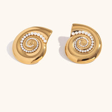 Load image into Gallery viewer, Pearl Conch Earrings
