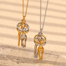 Load image into Gallery viewer, Hug Necklace
