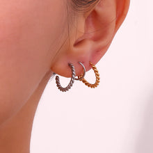 Load image into Gallery viewer, Twisty Earrings
