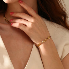 Load image into Gallery viewer, Twists Bracelet

