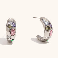 Load image into Gallery viewer, Solenne Earrings
