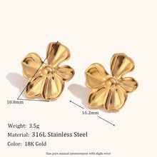 Load image into Gallery viewer, Flower Earrings
