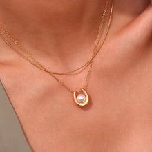 Load image into Gallery viewer, Pearl Necklace
